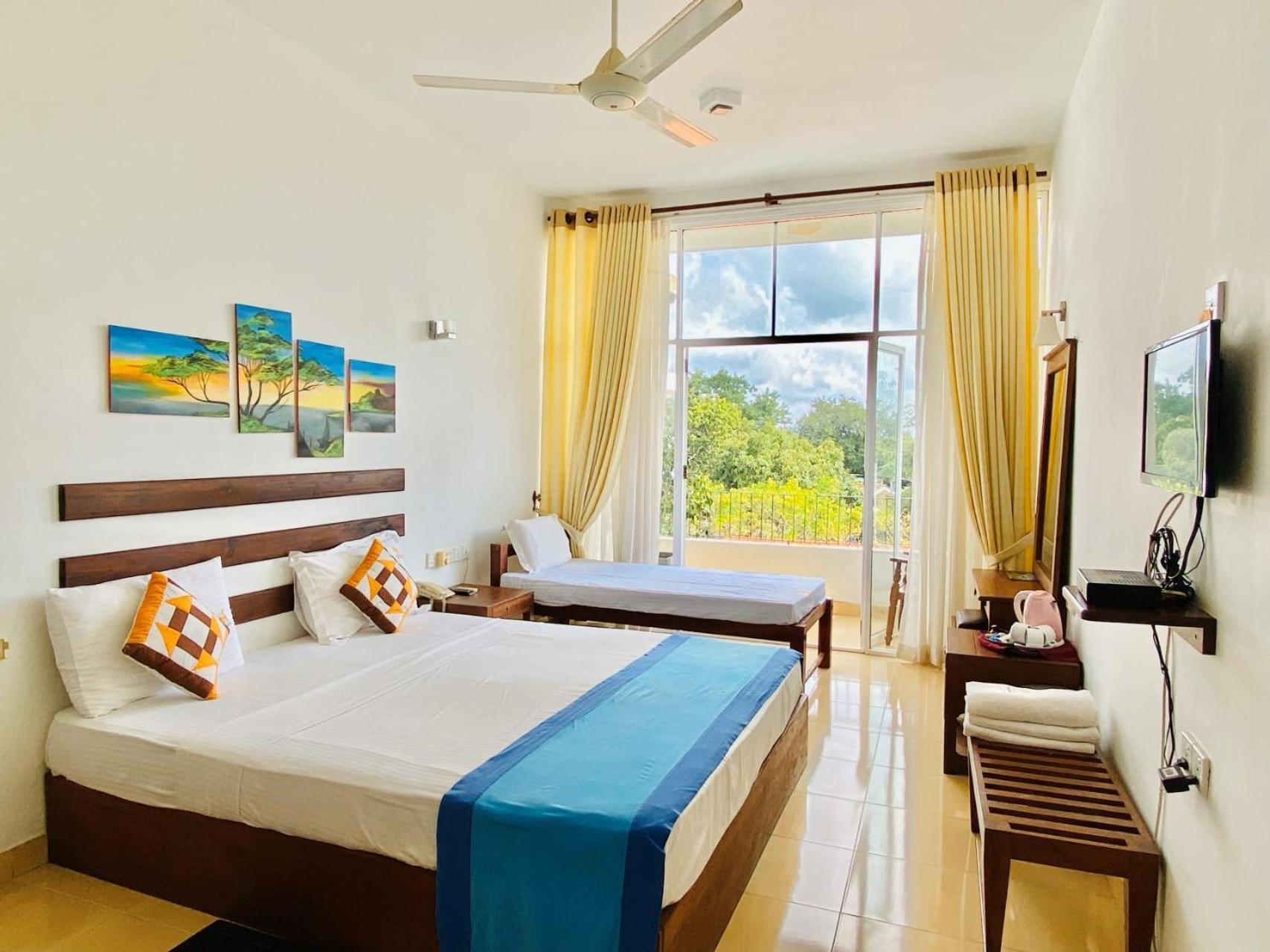 Ceylan Lodge 아누라다푸라 외부 사진
