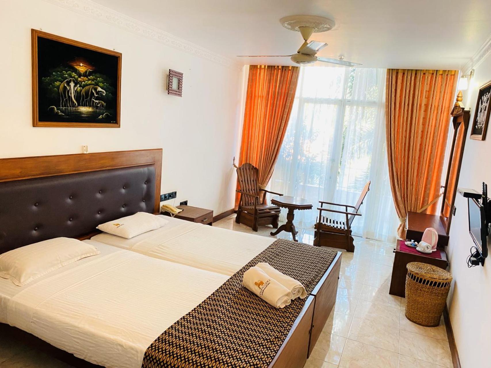 Ceylan Lodge 아누라다푸라 외부 사진