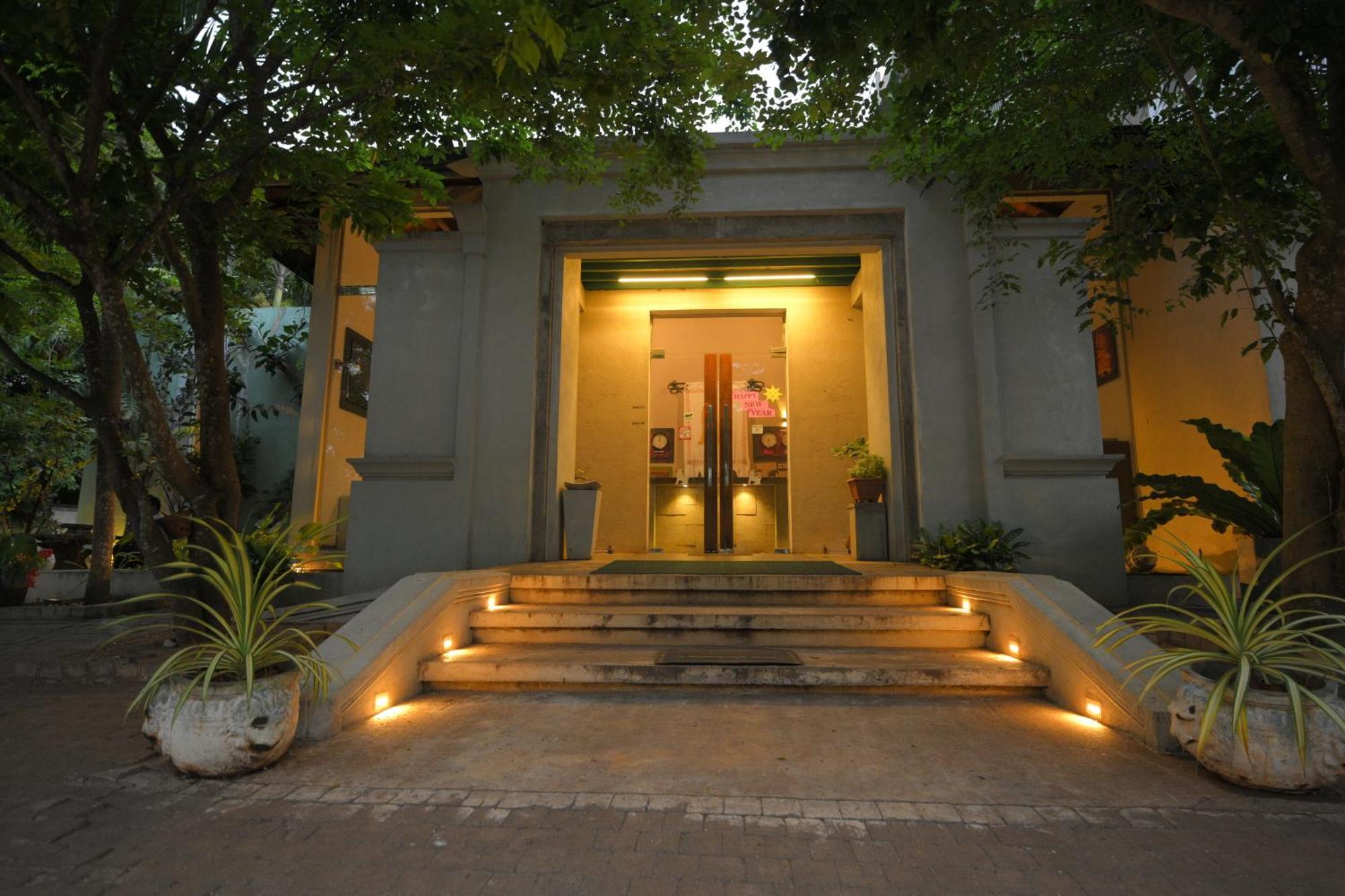 Ceylan Lodge 아누라다푸라 외부 사진