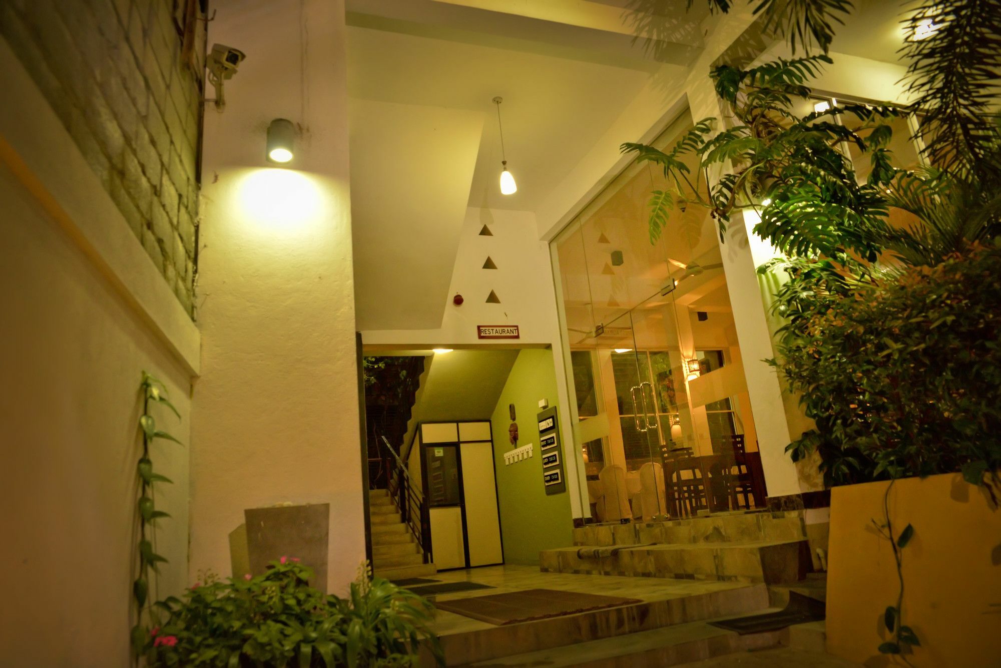 Ceylan Lodge 아누라다푸라 외부 사진