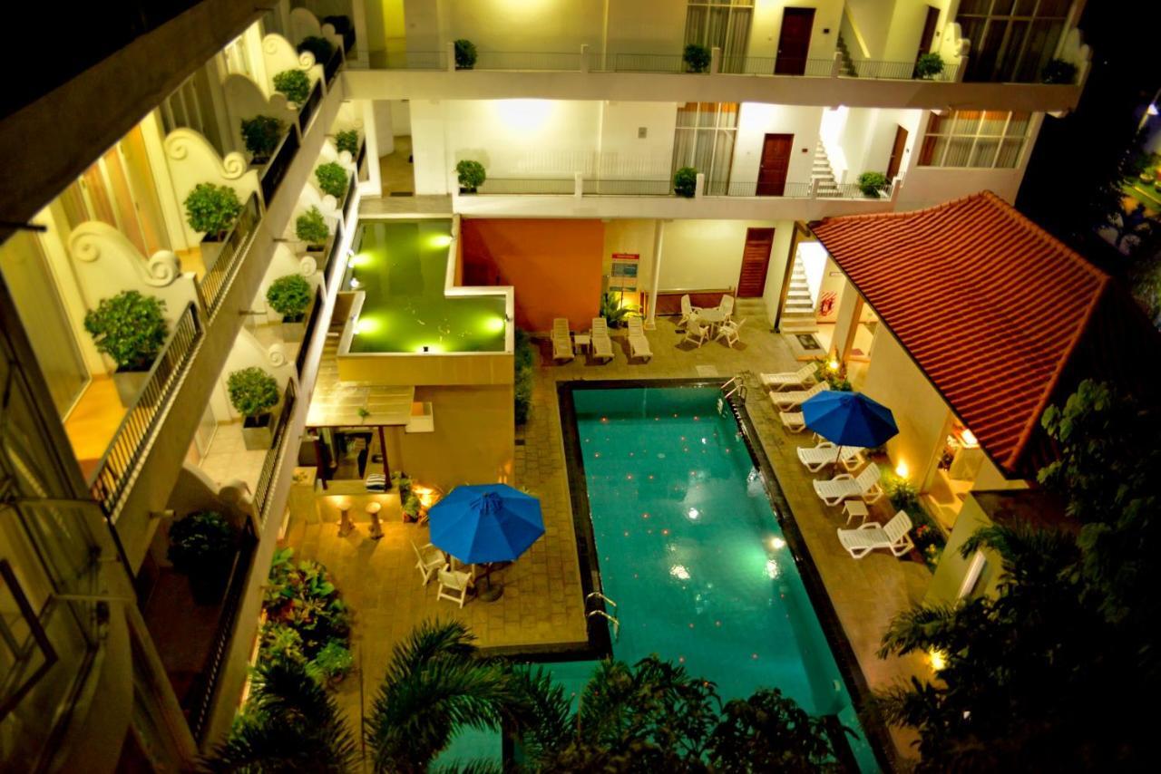 Ceylan Lodge 아누라다푸라 외부 사진